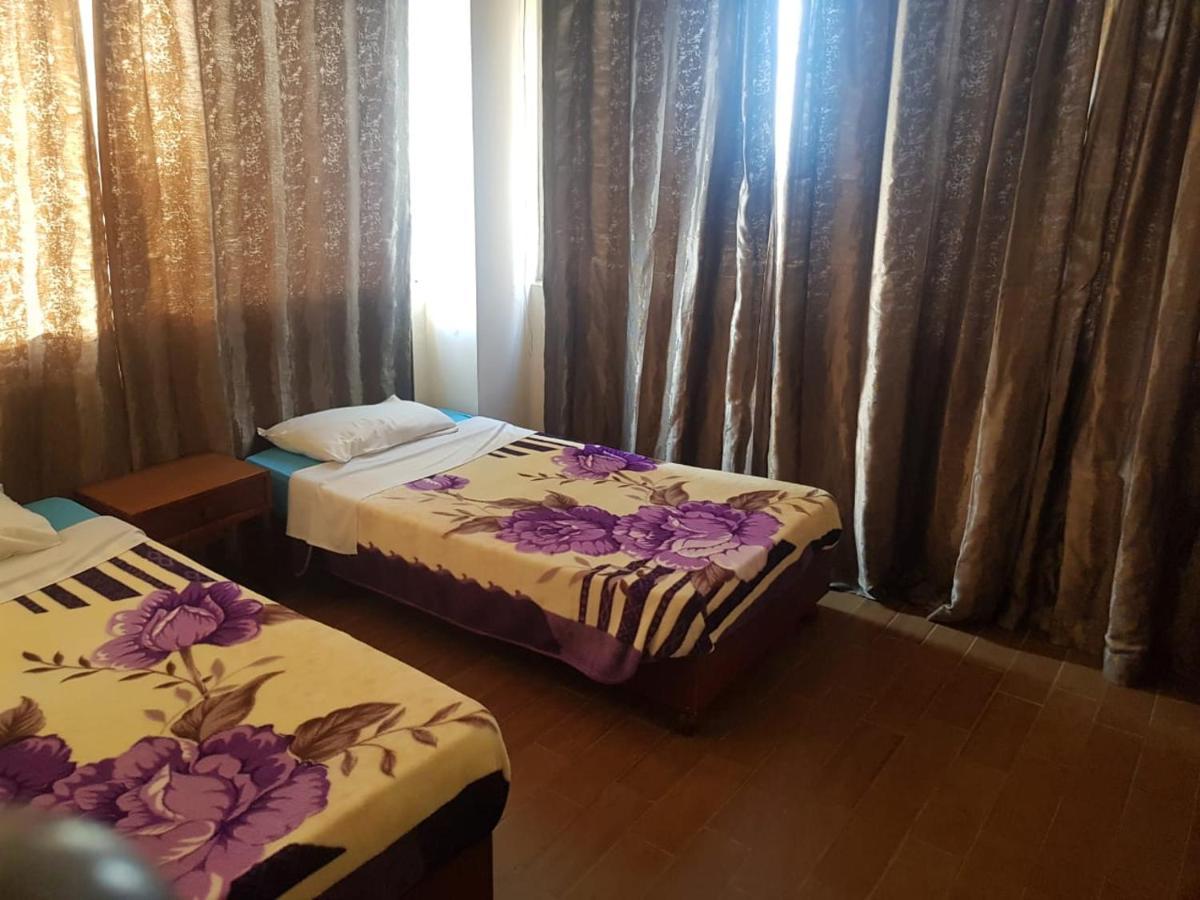 Aparthotel Universal *